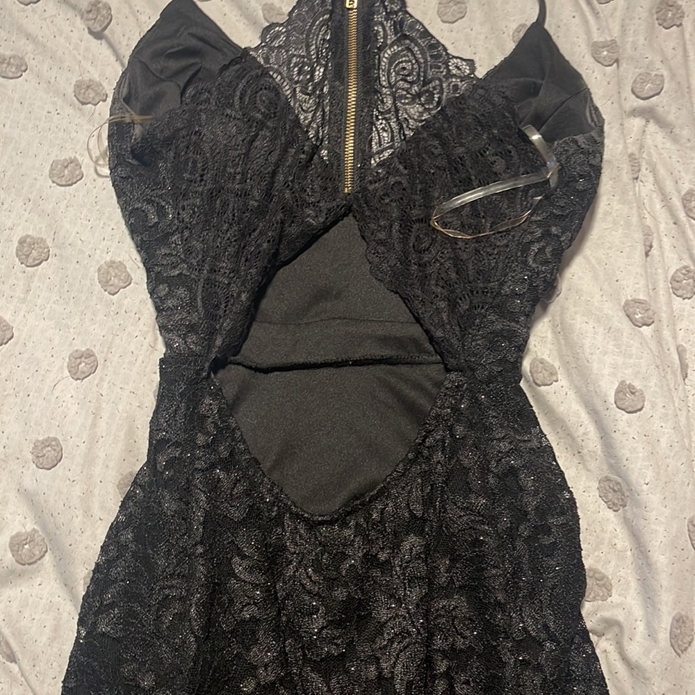 Gorgeous Black Dress - Picture 4 of 4